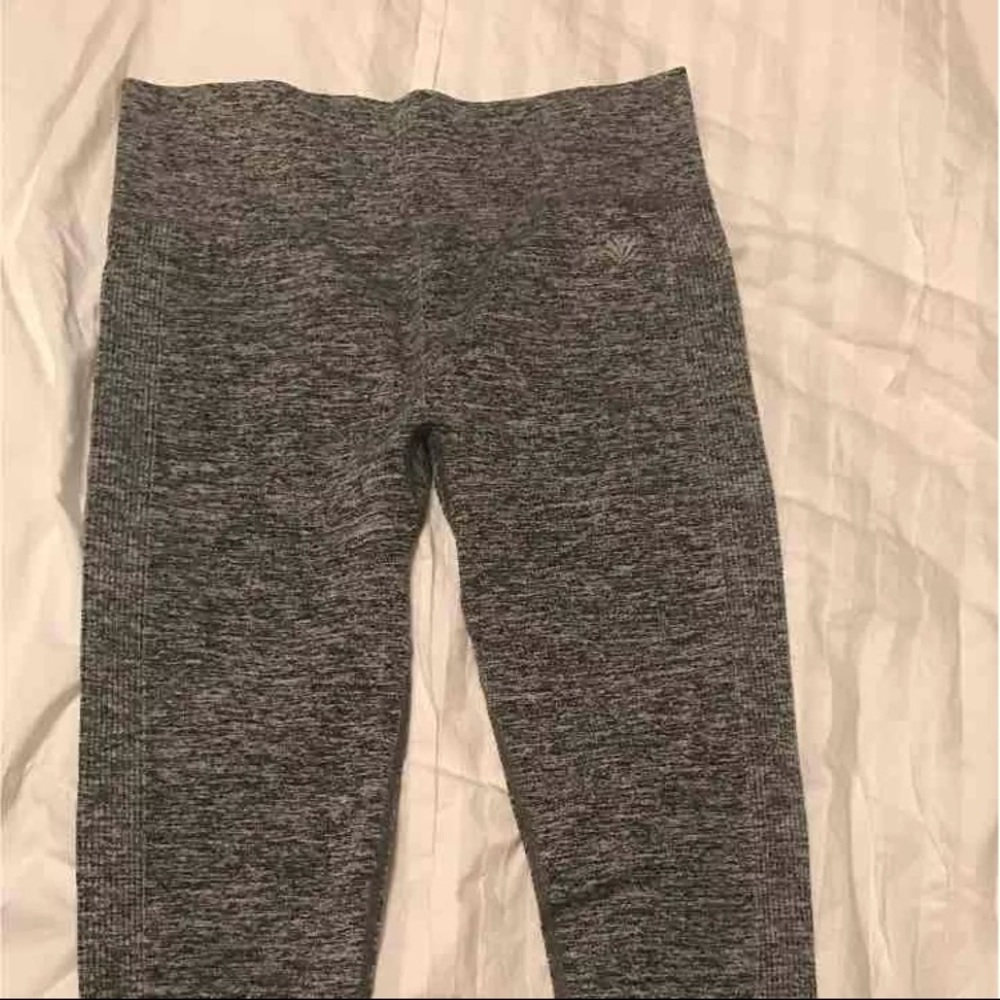 Grey leggings
